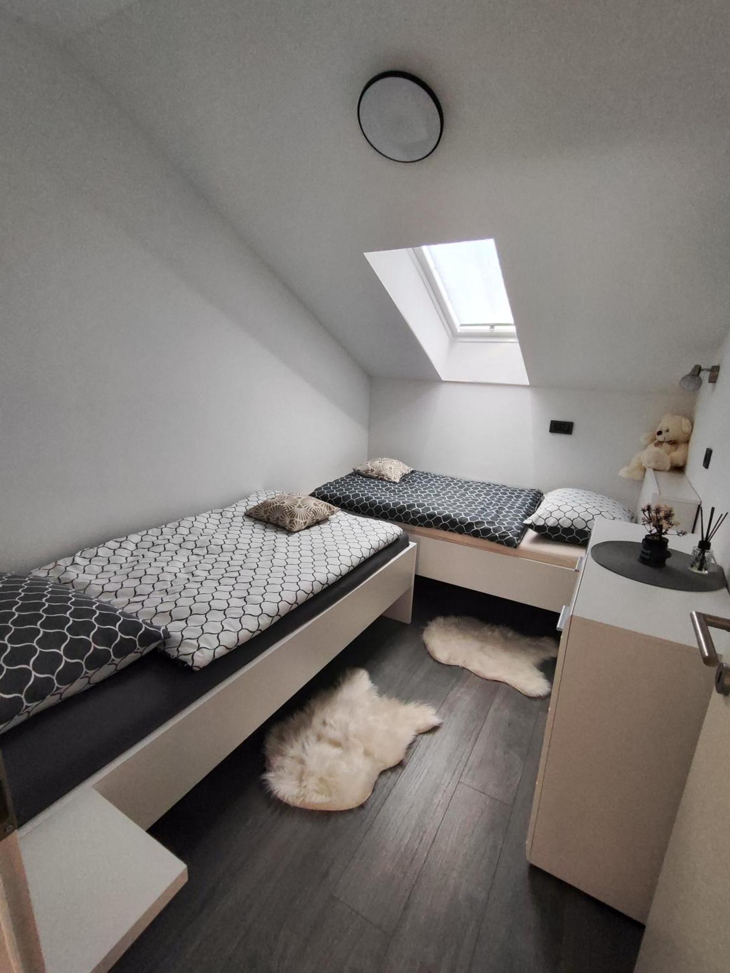 Happy Moments 1 Apartment Gornje Jesenje Екстериор снимка
